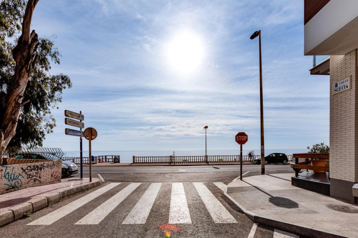 Nice Apartment With Terrace On The Los Locos Beach Torrevieja Exterior foto